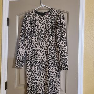 Black and tan print ladies dress